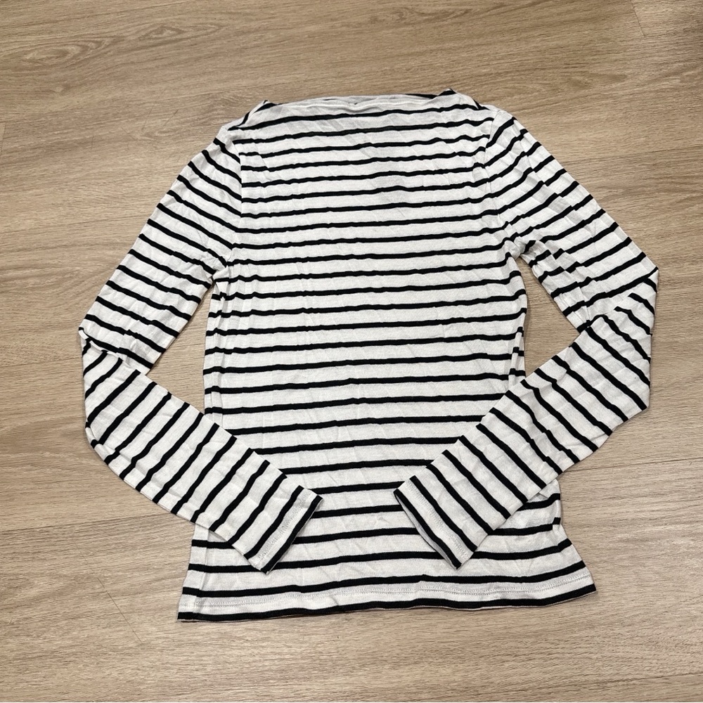 J crew Striped Black and White Women's Top layering tee M